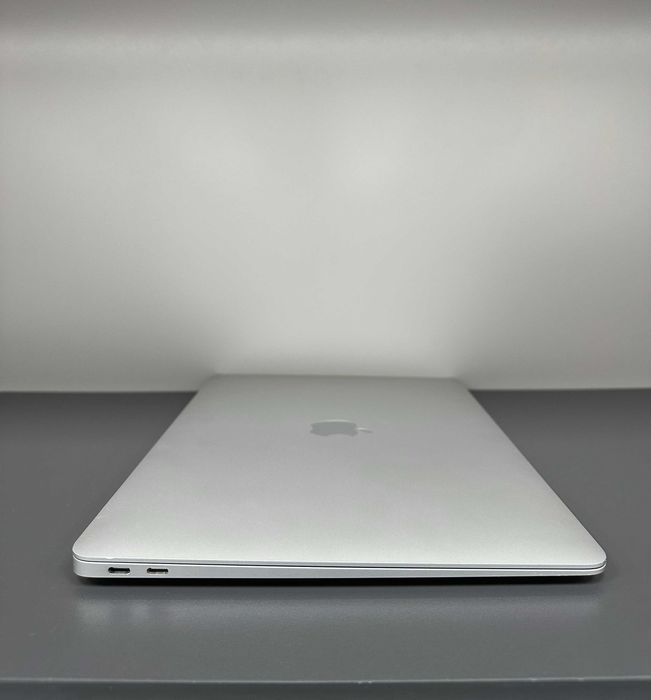 Macbook Air 13,3 2018 (i5/ 8gb/128 ssd) Повний комплект .