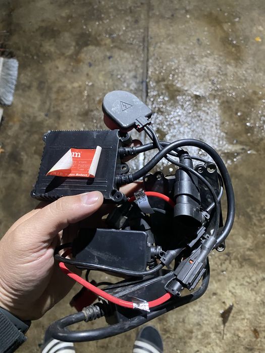 Лампочка D2R авто і блоки ксенона з проводкою