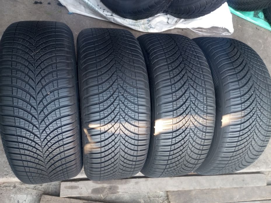 Opony zimowe 225/55/16 całoroczne. Super stan