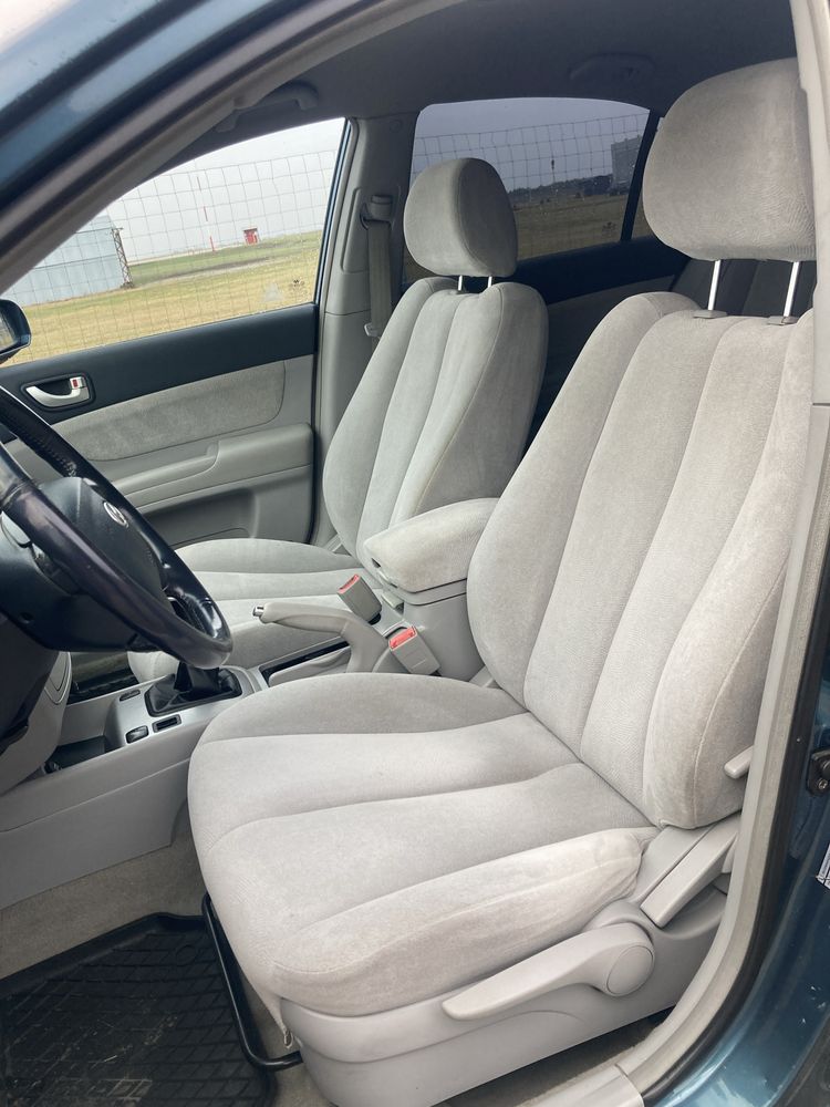 Hyundai Sonata 2.4 - super stan