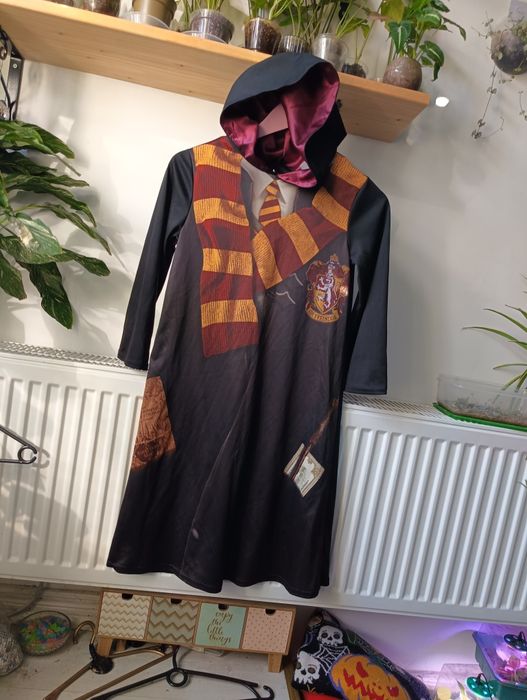 Strój halloween, kostium karnawałowy, przebranie Harry Potter 122 128