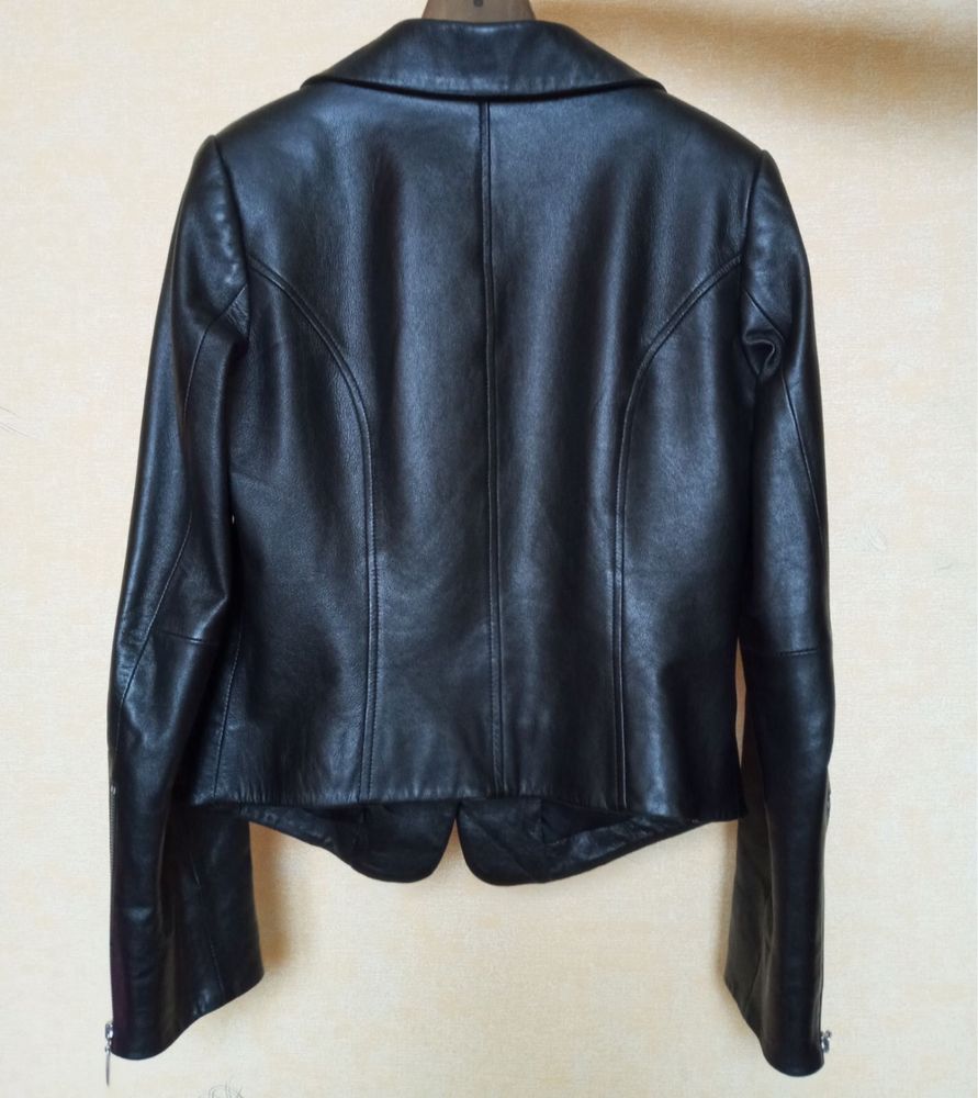 Кожаная куртка(пиджак) р 42-44