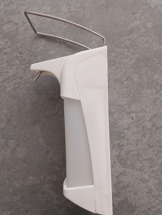 Dozownik łokciowy naścienny