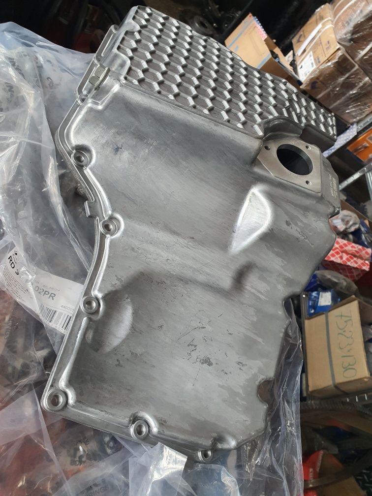 Поддон audi 2.0tfsi