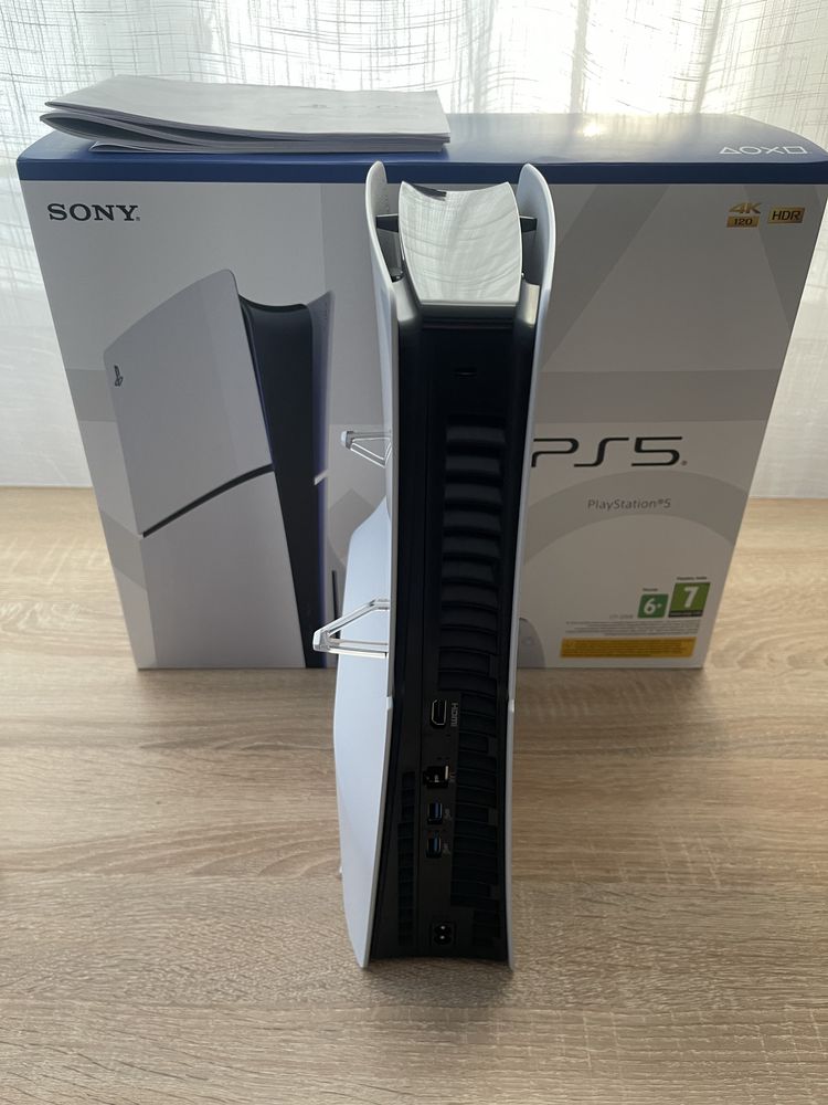 Sony Playstation 5 PS5 Slim Blu-Ray 1 Tb CFI-2008 UA
