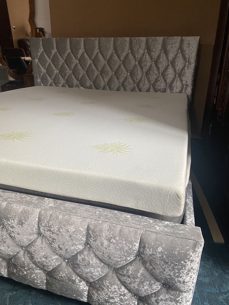 Wyprzedaż nowych łóżek z materacami