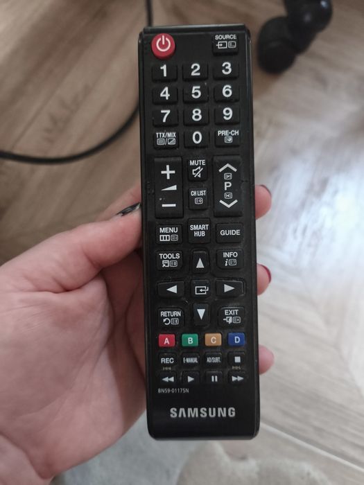 Samsung SyncMaster 932MW — монитор/мини-ТВ 19″, отличный внешний вид,