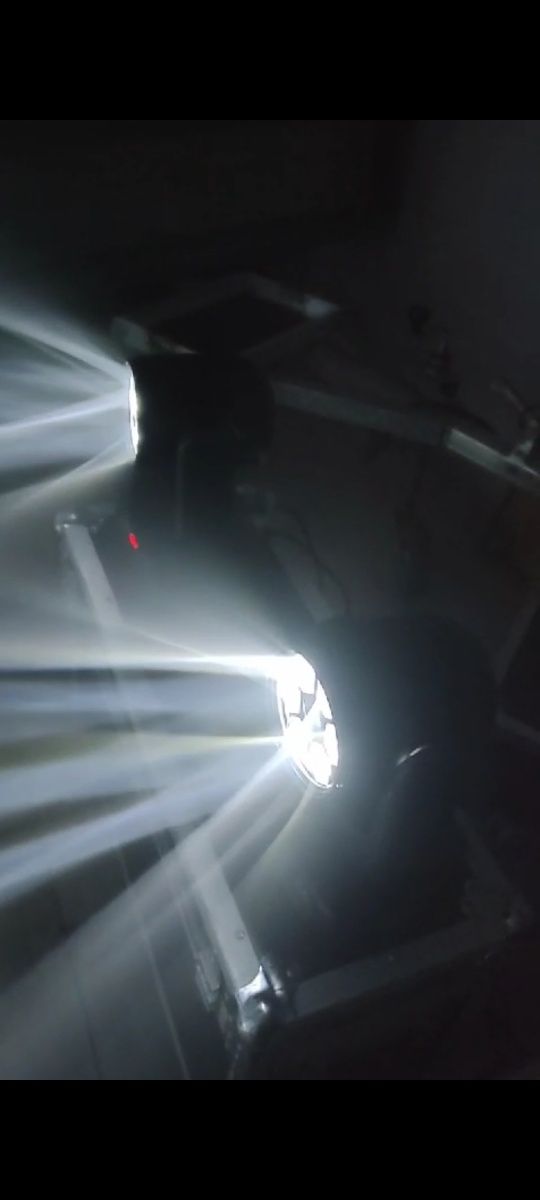 Ruchoma głowa(głowica LED) spot.150W  Be Eyes 6x25  1x75W..Jak nowe,