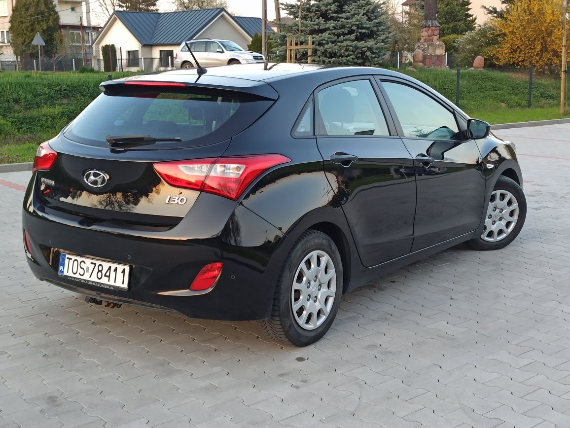 Hyundai i30*1.4 CRDI 90KM*LEDY*KLIMA*Manual*świeżo sprowadzony