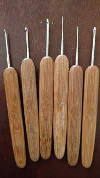 Крючки с бамбуковой ручкой