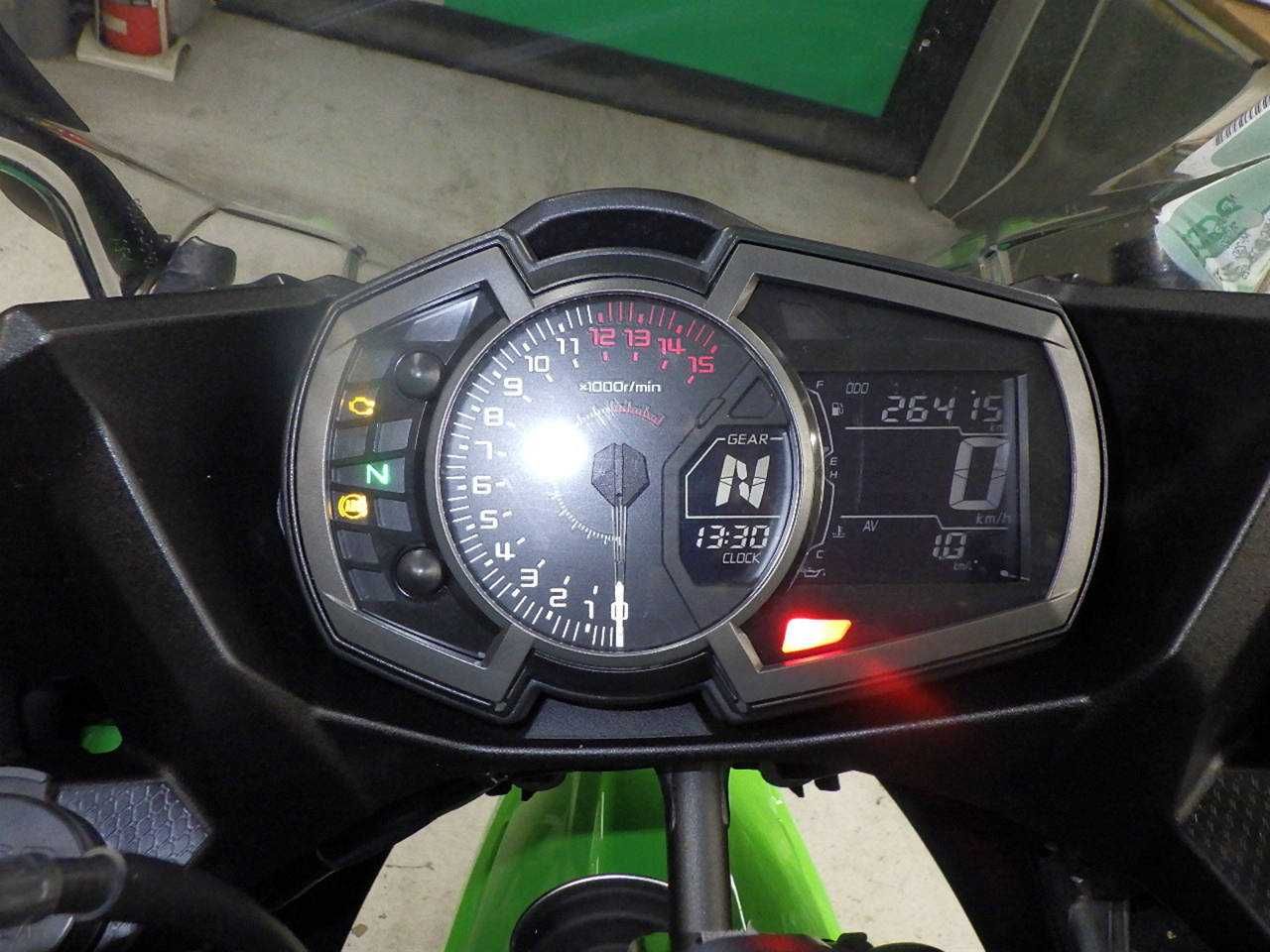 Kawasaki Ninja 400 (6382)