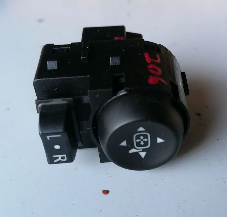 CHEVROLET CORVETTE C7 17r PANEL REGULACJI LUSTEREK 92256897