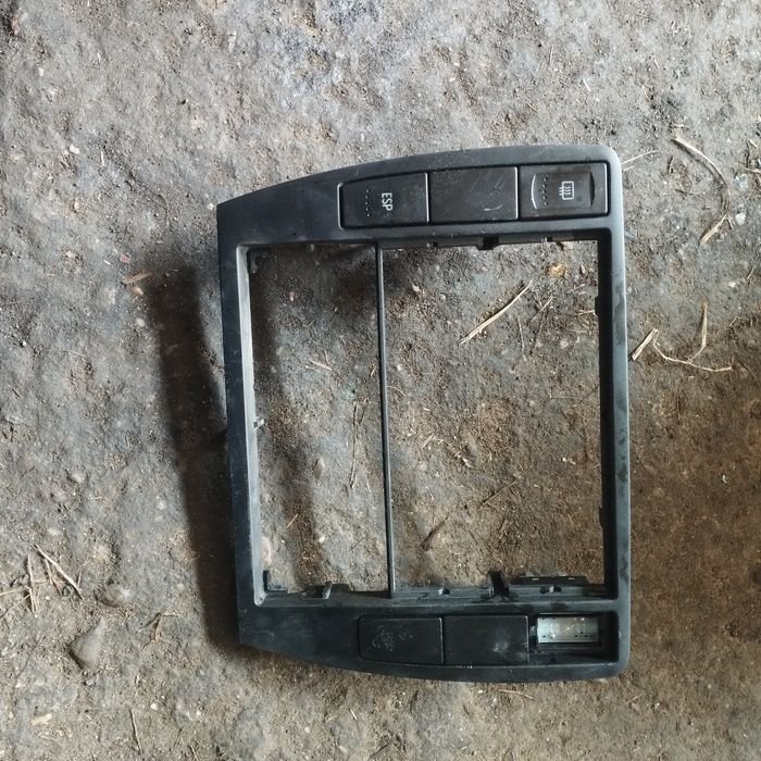 Volkswagen Passat B5 fl ramka dwa din oryginał czarna