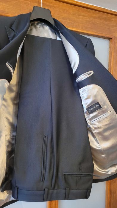 Garnitur męski granatowy 182/92/82