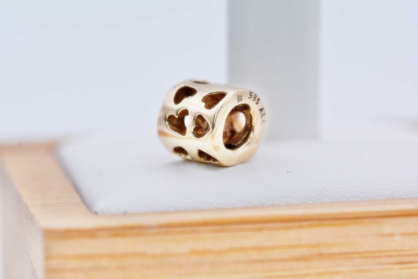 Oryginalny Charms Pandora Tunel Miłości Serca 585 2,42G