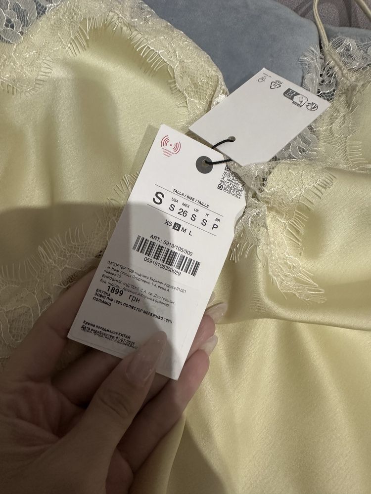 Новий топ zara лимонного кольору з мереживом у білизняному стилі