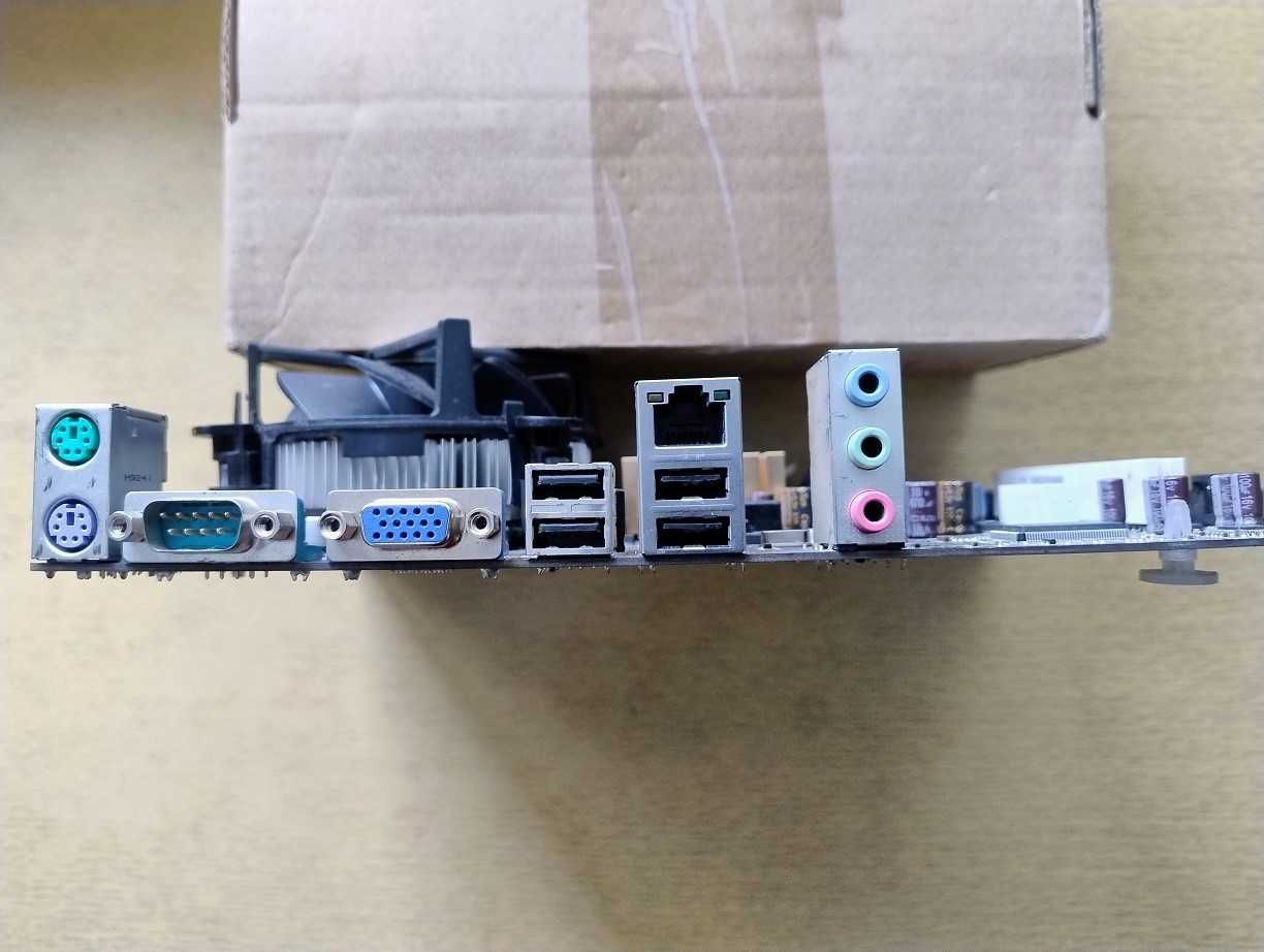 Материнська плата Asus P5KPL-AM SE