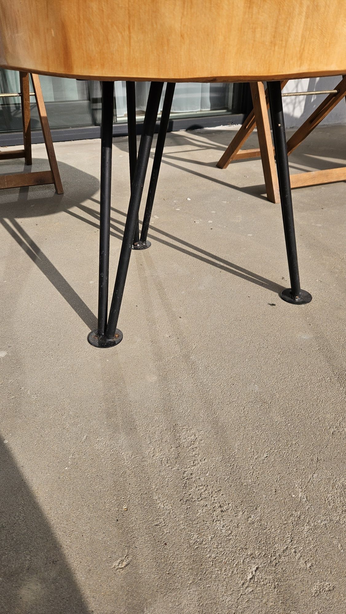 Plaster dębu drewna na stolik