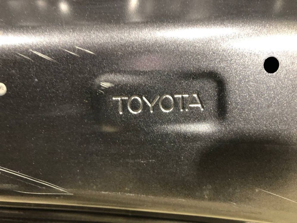 Капот Toyota Yaris Cross ( 2020 2021 2022 2023 2024 г.)
