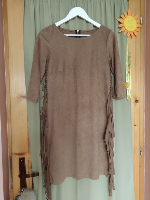 Piękna sukienka Boho z frędzlami r.L Idealna na wesele i nie tylko