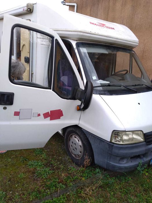 Autocaravana perfilada 2006 c/ 6 lugares