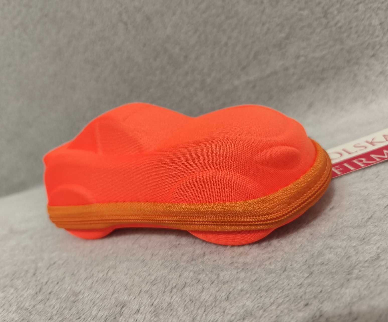 Nowe mocne twarde etui na okulary dziecięce dla dziecka auto autko
