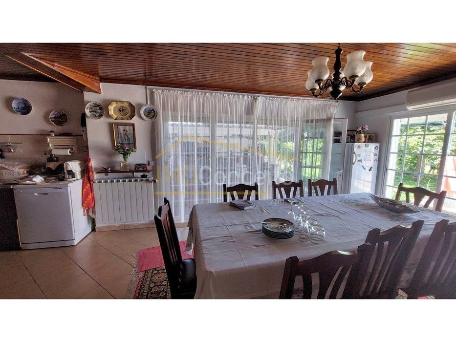 Moradia Bi- Familiar | Piscina |Terreno | Garagem Fechada | Entronc...