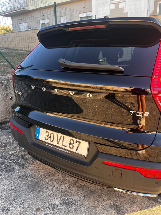Volvo XC 40 T3 R-Design
