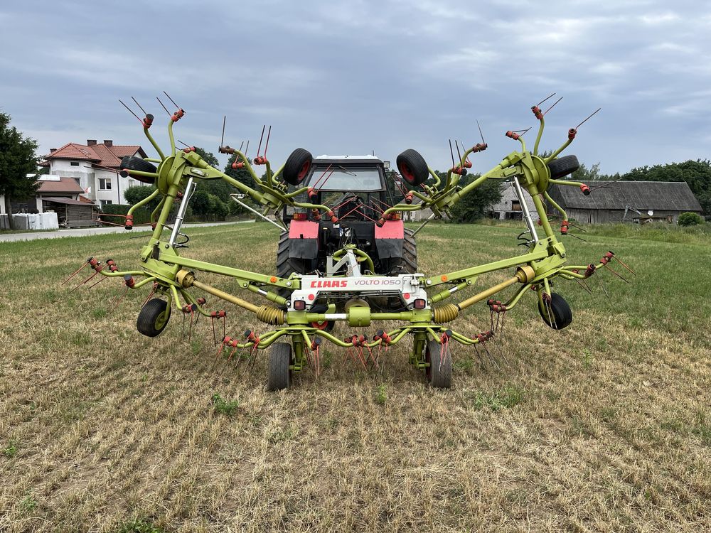 Przetrząsark claas volto 1050t