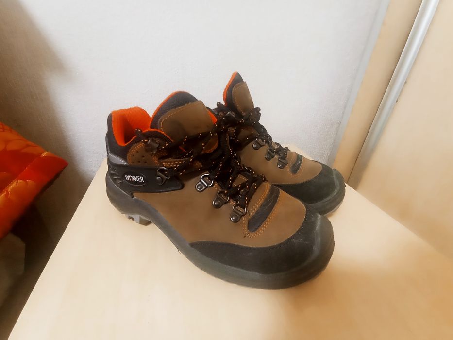 Спецвзуття робочі ботинки з захистом S3 WORKER 38 р 25 см в ідеалі