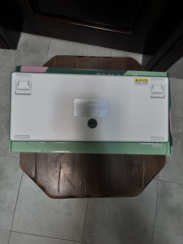 Royal kludge r75