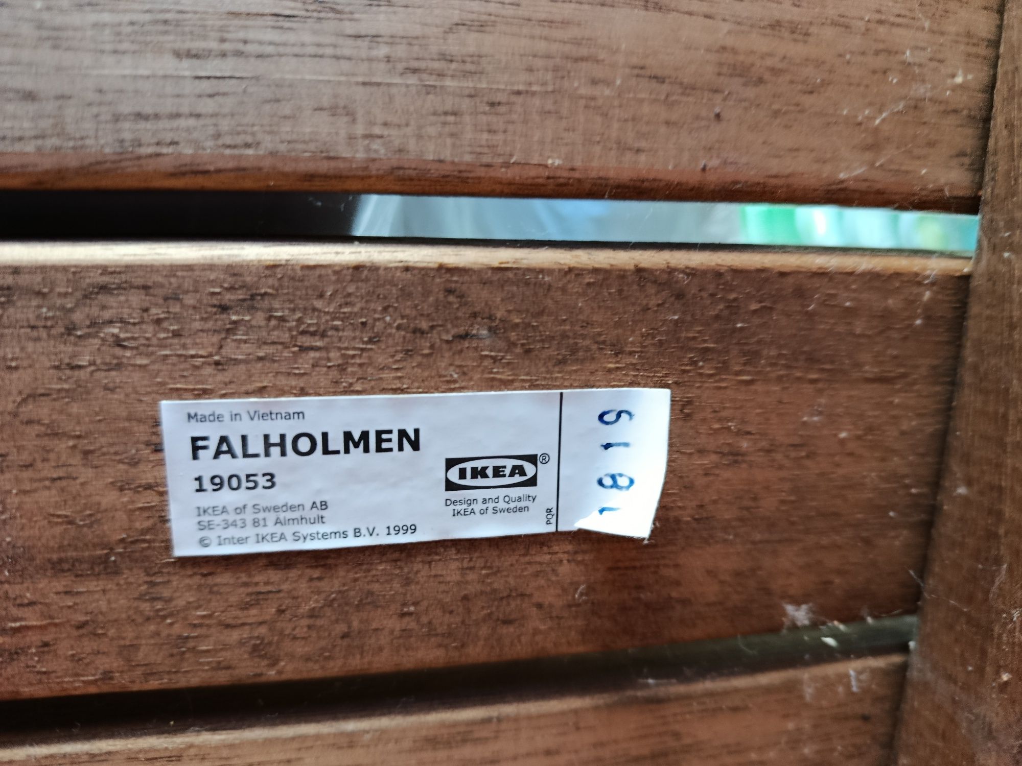 Mesa madeira IKEA, 1,63x0,63 cm, Altura, 0,72 cm, 4 cadeiras incluídas
