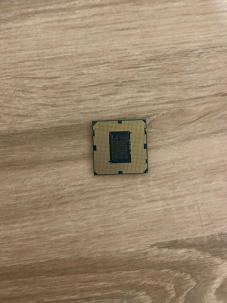 Процесор Intel Core i3-3220