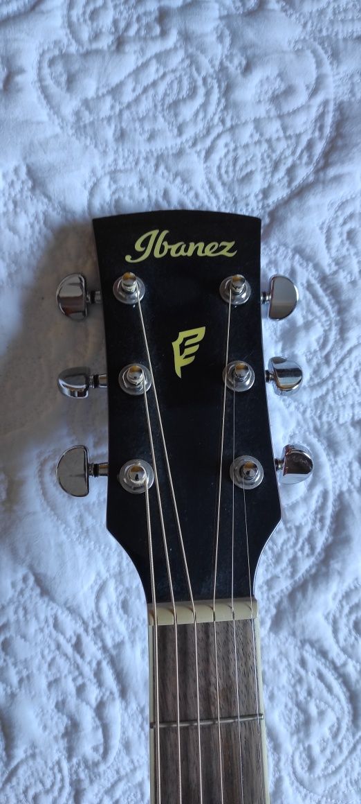 Guitarra Ibanez electro acústica  PF15ECE Natural High Gloss