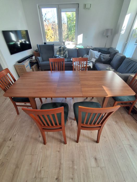 Stół rozkładany 90x160/200 + 6 krzeseł. Stan bardzo dobry