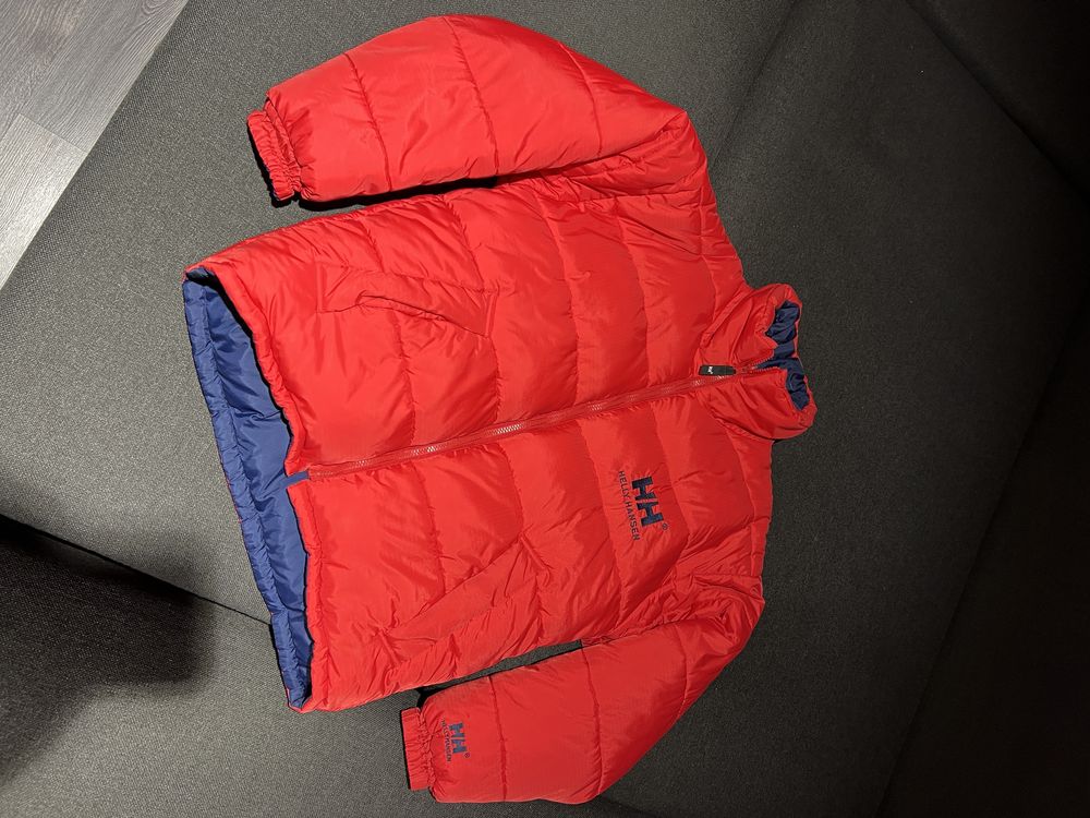 Пуховик Helly Hansen