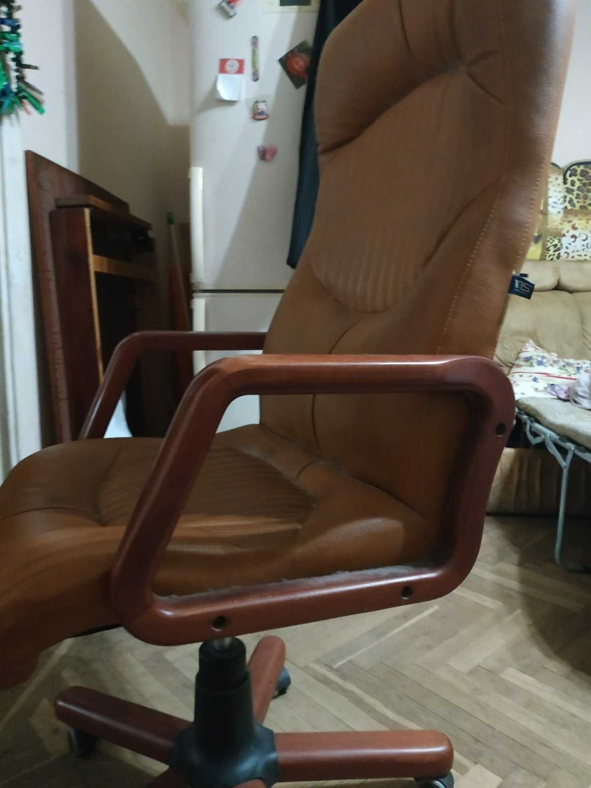 Директорське крісло керівника Nowy Styl