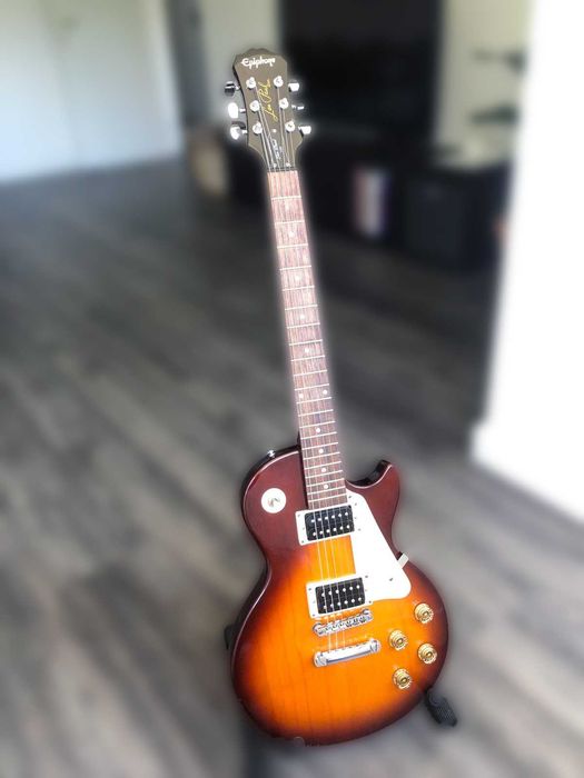 Guitarra elétrica EPIPHONE - LES PAUL 100 MODEL - 250euros