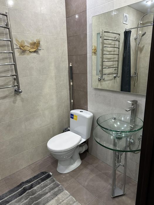 Вільна, Актуально, Центр, Оренда на будь-який терм для ЗСУ або сім'ї .