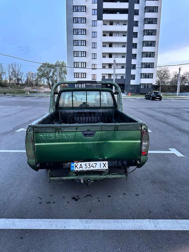 Nisan navara 2,5 , Срочная продажа! В харькове .