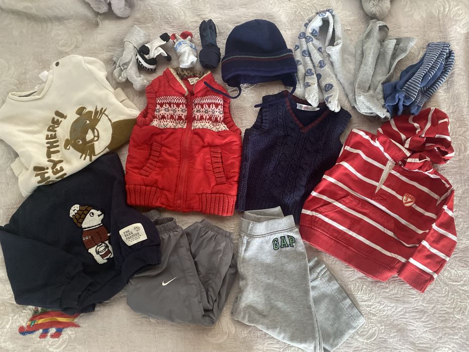 GAP Roupa bebé 1-2 anos varias pecas lote