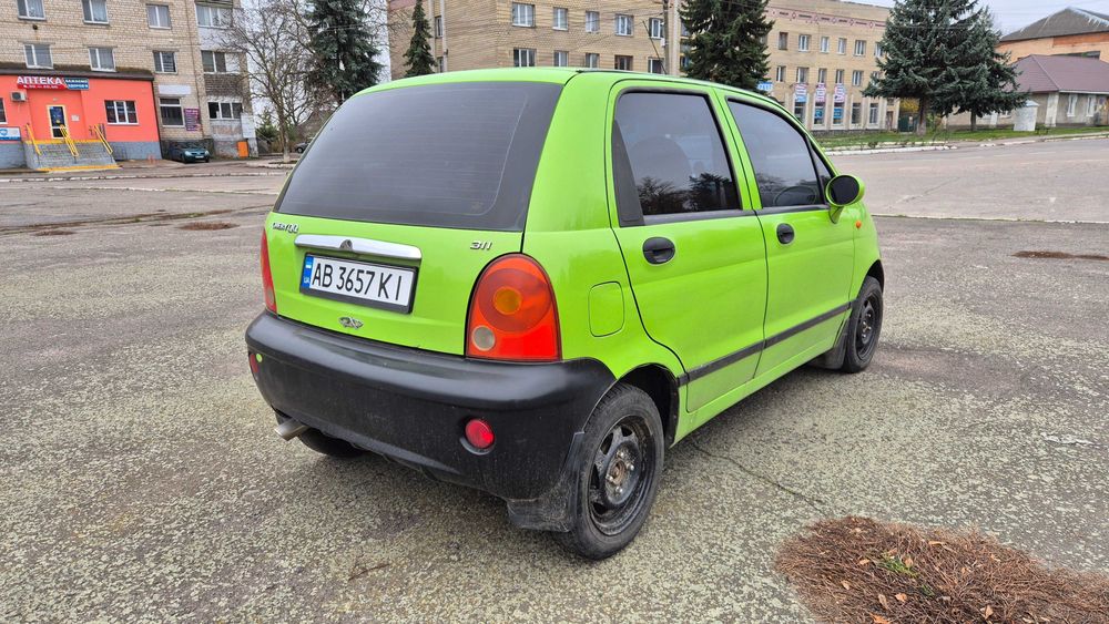 Автомобіль Chery QQ 1.1