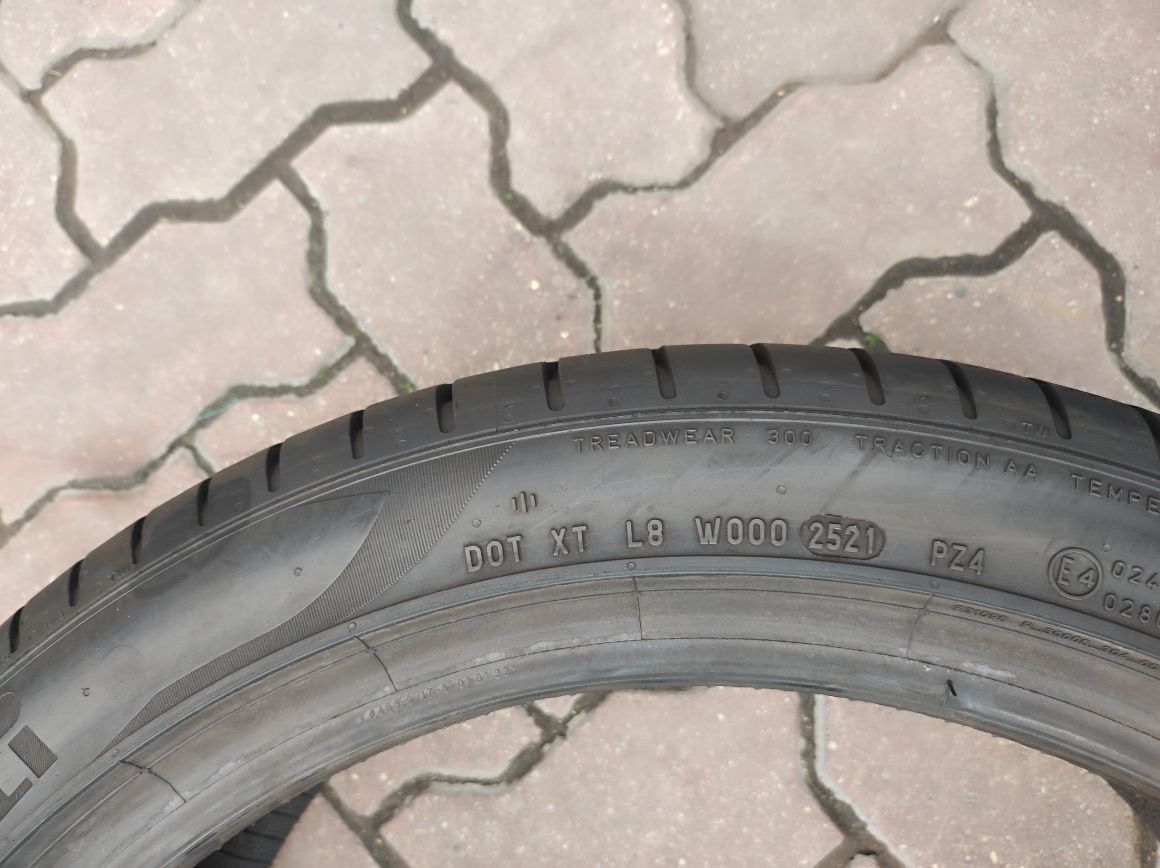 225.45.19 jedna opona Pirelli P Zero PZ4 dot 2021