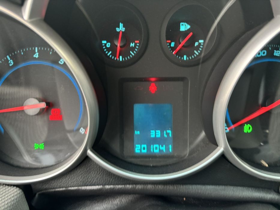 Chevrolet Cruze седан