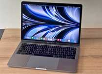 laptop Apple MacBook Pro 13 i5 16GB RAM 256GB dysk SSD.