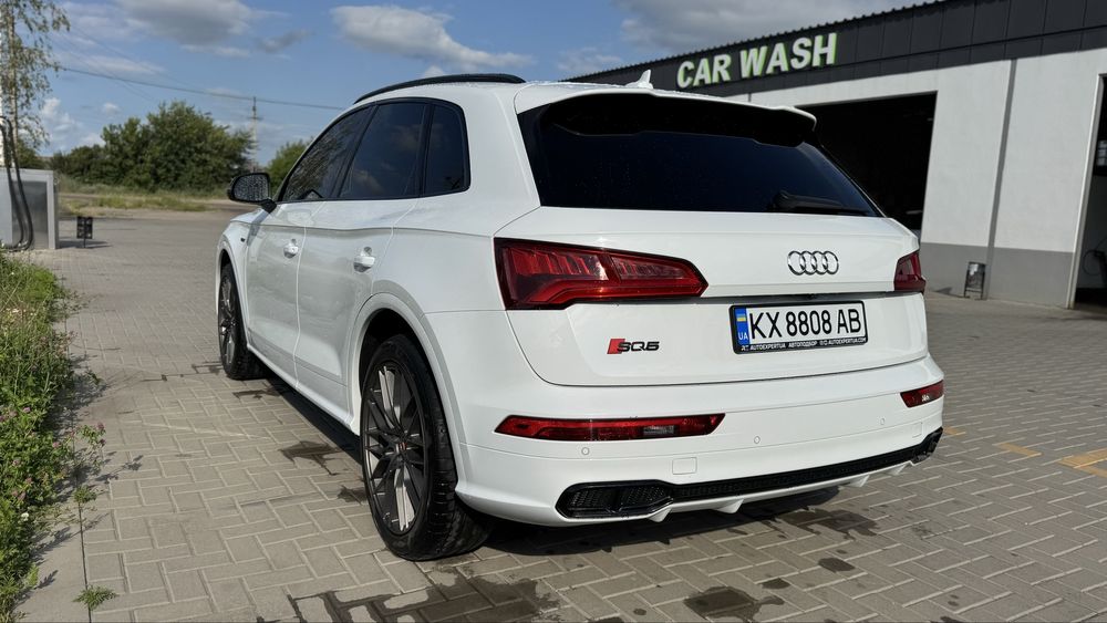 Audi SQ5 2019 год