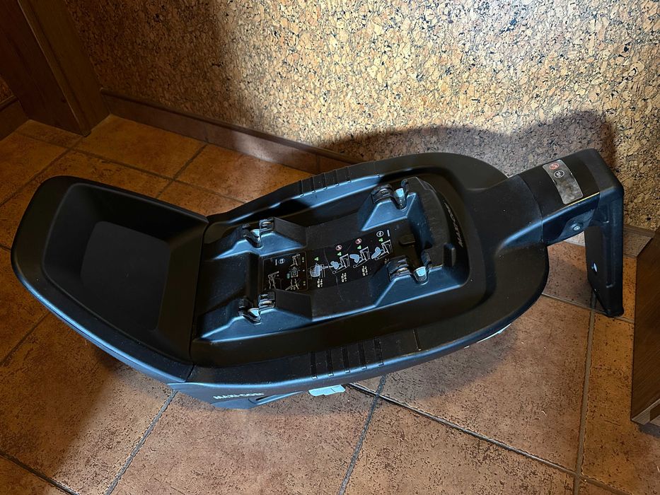 Baza Maxi-Cosi FamilyFix3