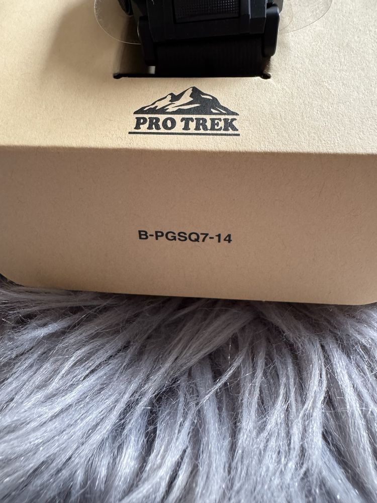 Годинник Casio pro trek 5673