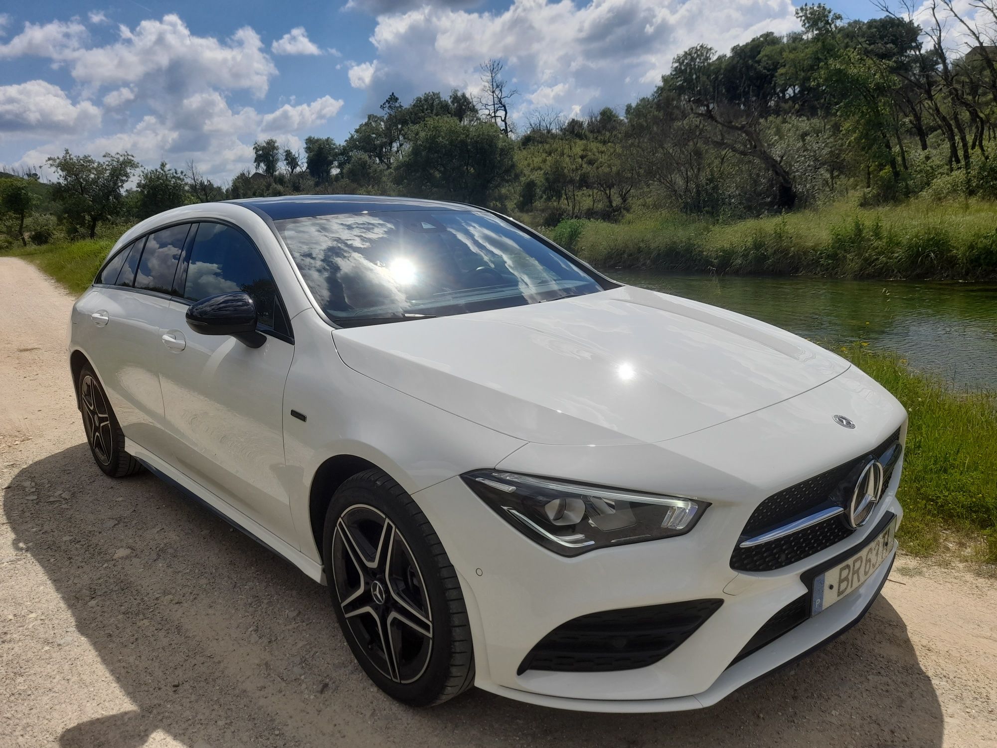 Mercedes CLA 250 E plug-in-hybrid EQ power AMG  66 000 kms pack night