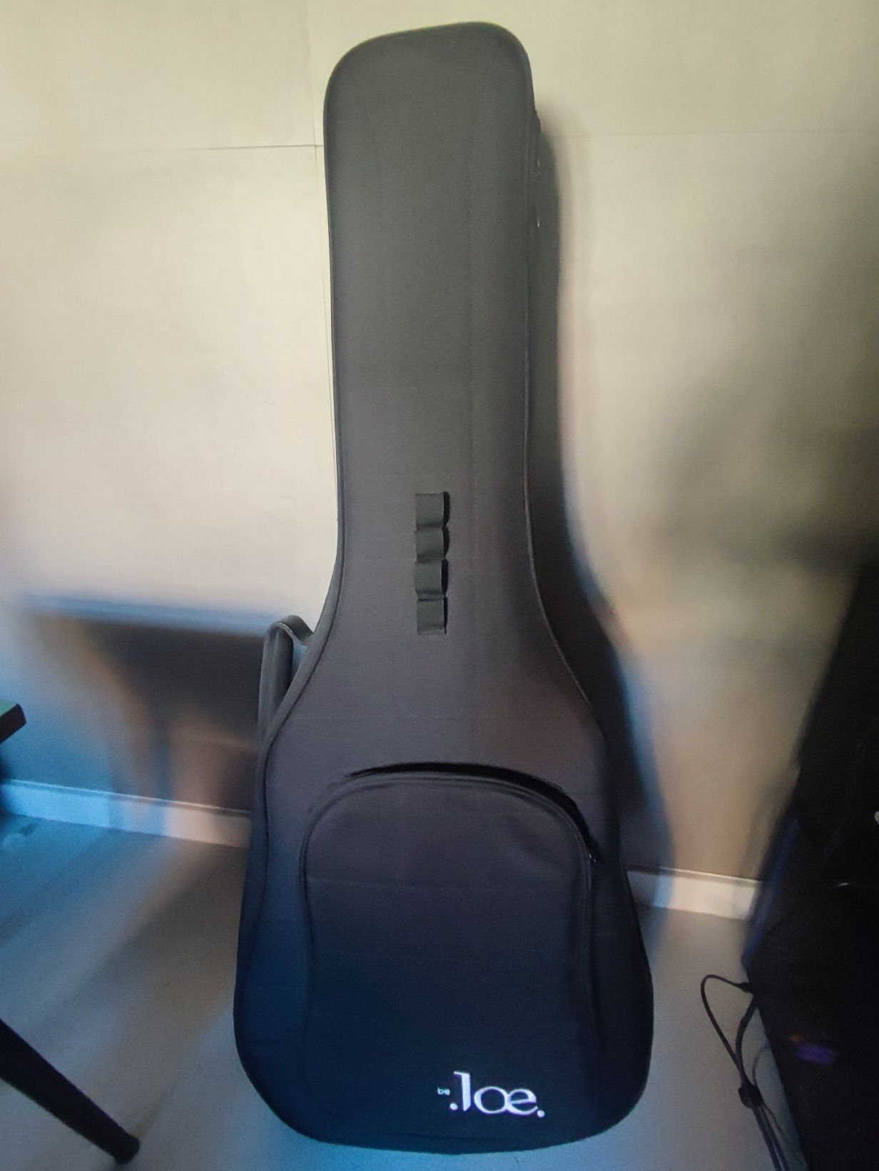 Vintage gitara akustyczna. Stan idealny